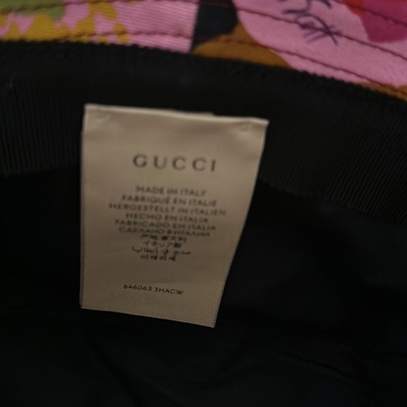 Gucci  Printed Bucket Hat with dust cover - barely worn - Picture 4 of 6